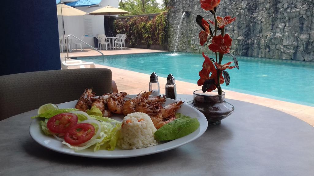 Rio Vista Inn Business High Class Hotel Poza Rica Экстерьер фото